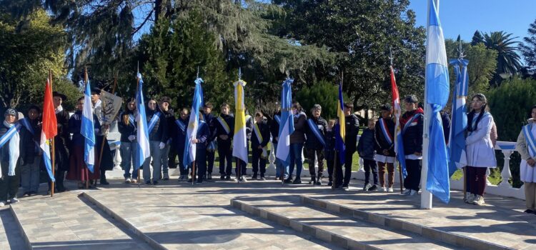 ACTO OFICIAL DÍA DE LA BANDERA